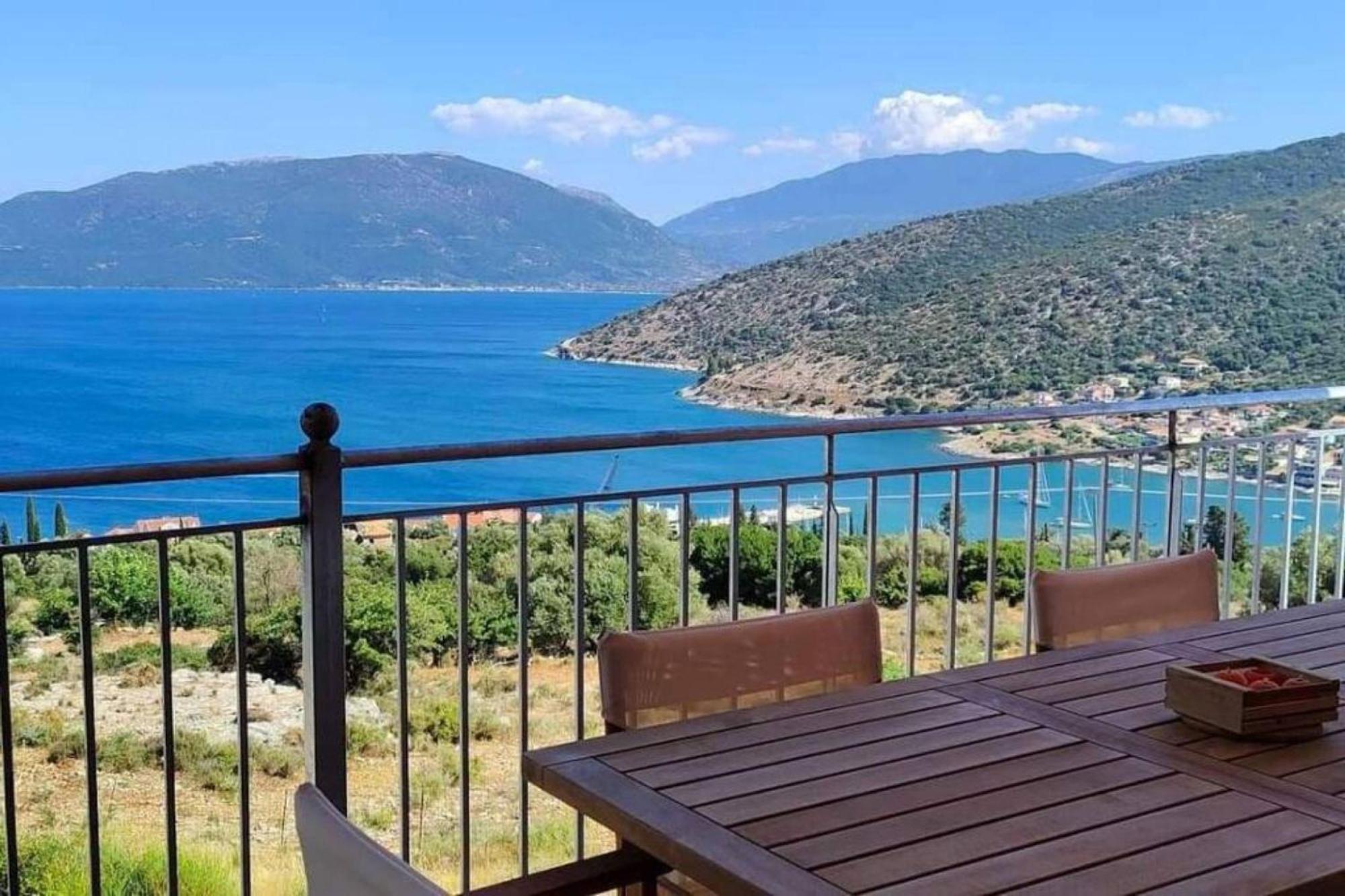 Augustela Villa Seaview Vacation Villa Agia Efimia Extérieur photo